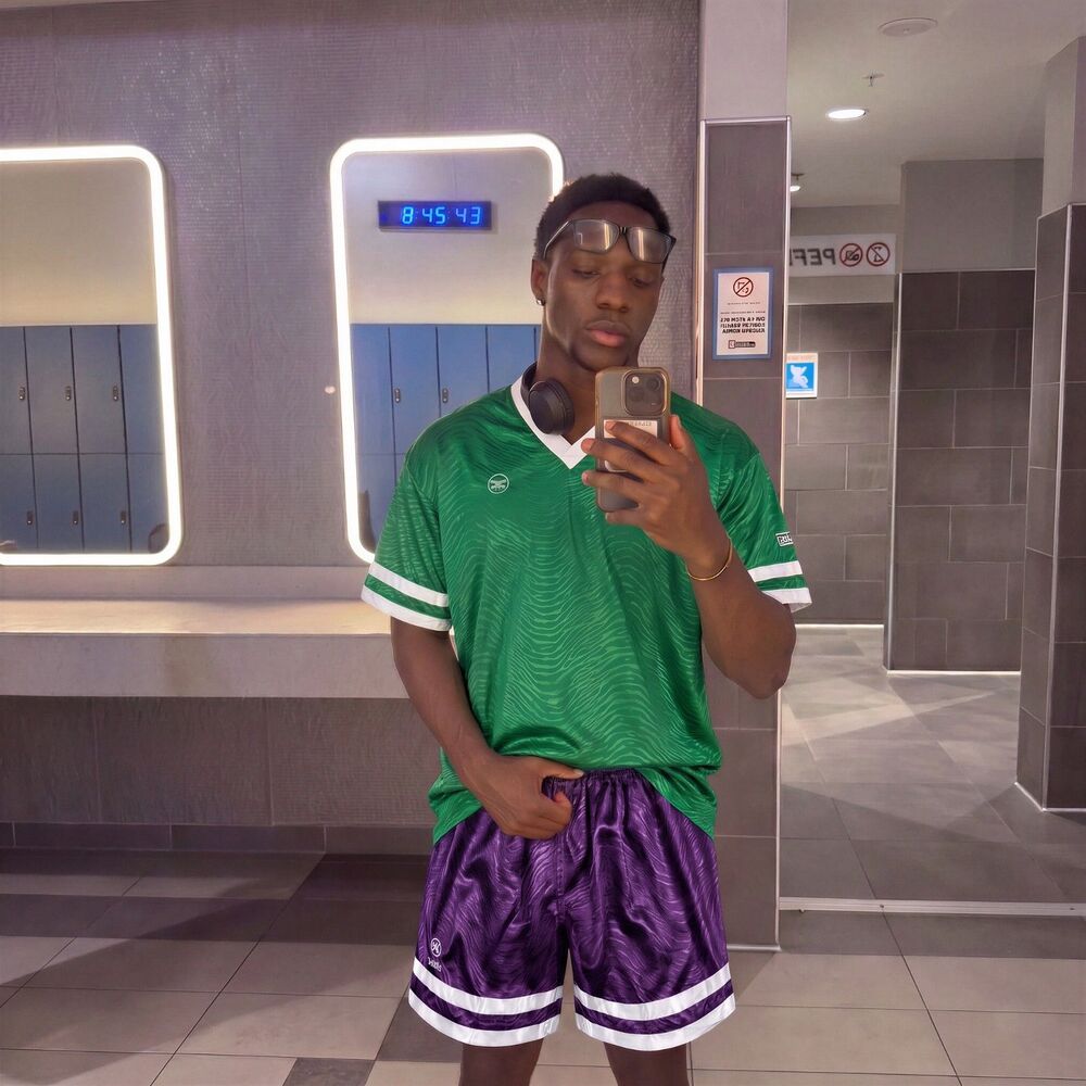 Xara 90s Super Rare Vintage Nylon Glanz Full Soccer Uniform Green/Purple M/XL